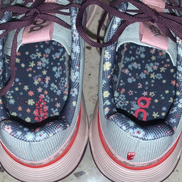 Free People ON Running Women's Sneakers - Blue and Pink/ Free People - Picture 2 of 6